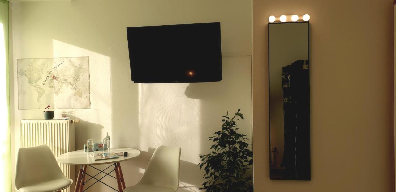 Lichtdurchflutetes Zimmer - Kaeppele Waldbuttelbrunn Esterno foto